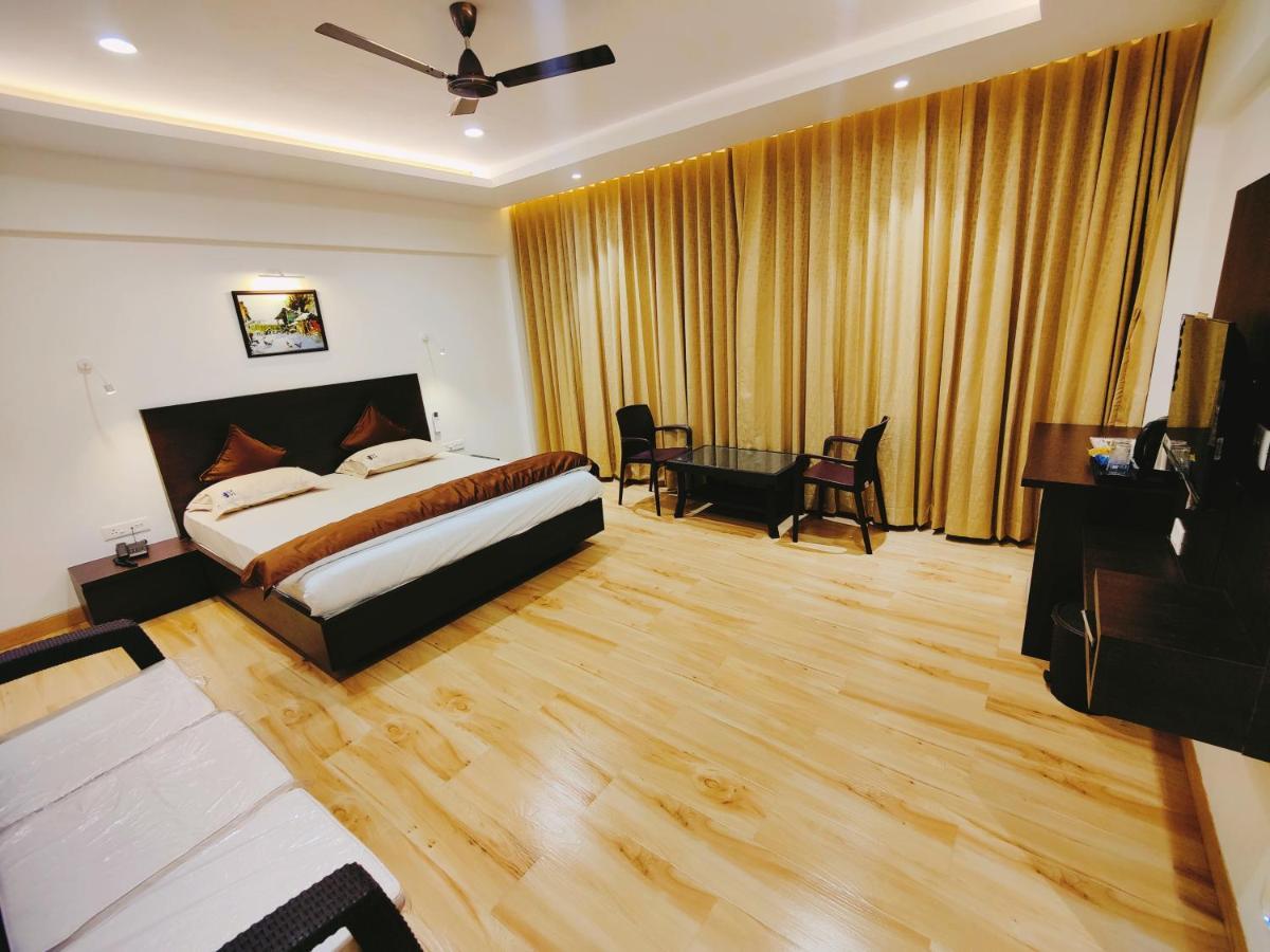 Shivanand Residency Jejuri ภายนอก รูปภาพ