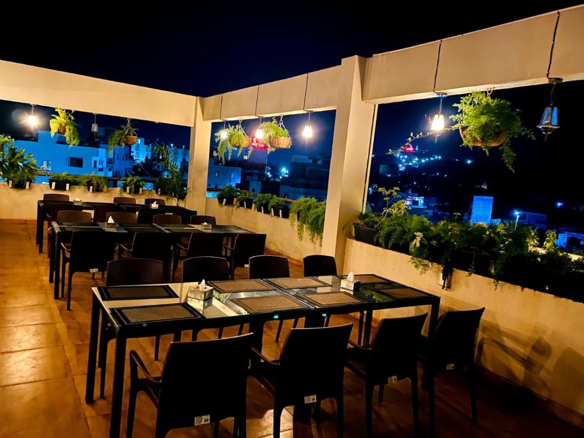 Shivanand Residency Jejuri ภายนอก รูปภาพ